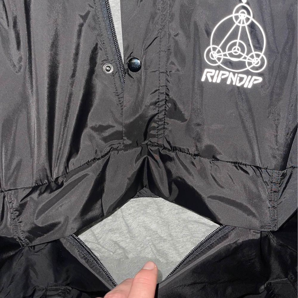 Rip N Dip we out here windbreaker with kangaroo pouch - Picture 2 of 4